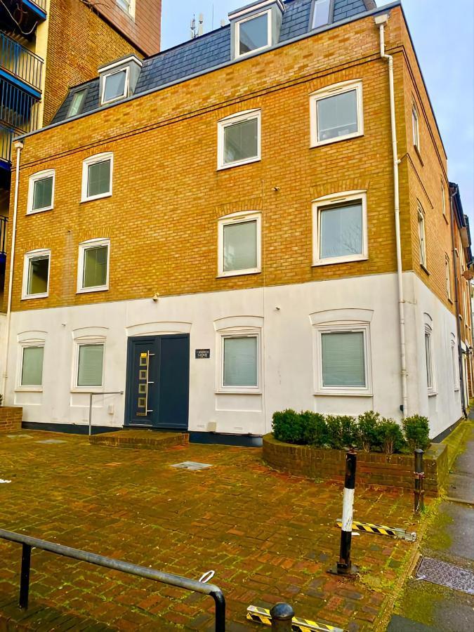 Luxury Hollywood Getaway In The Heart Of The City Brighton Exteriör bild