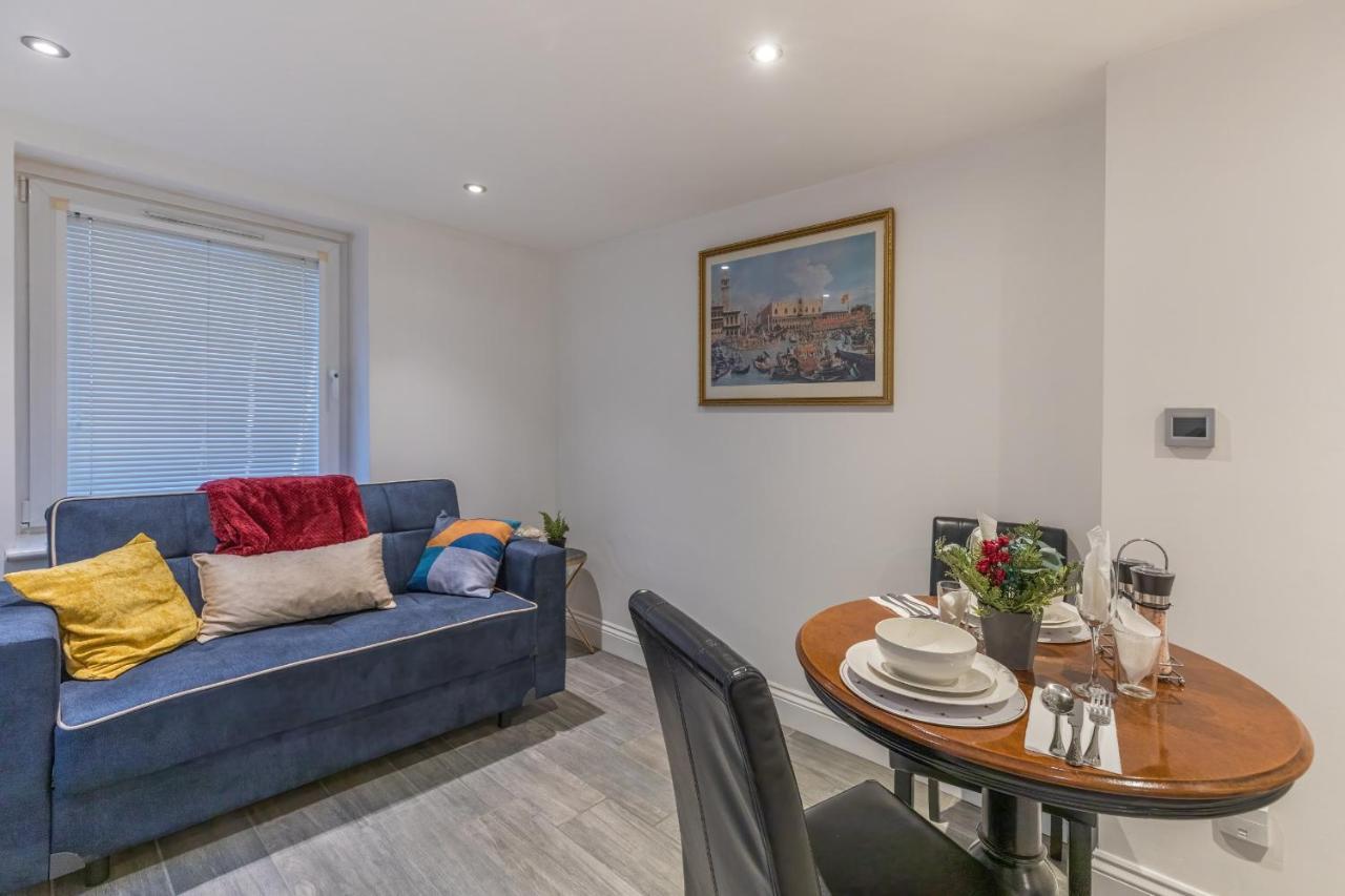 Luxury Hollywood Getaway In The Heart Of The City Brighton Exteriör bild