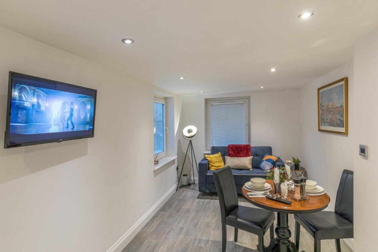 Luxury Hollywood Getaway In The Heart Of The City Brighton Exteriör bild