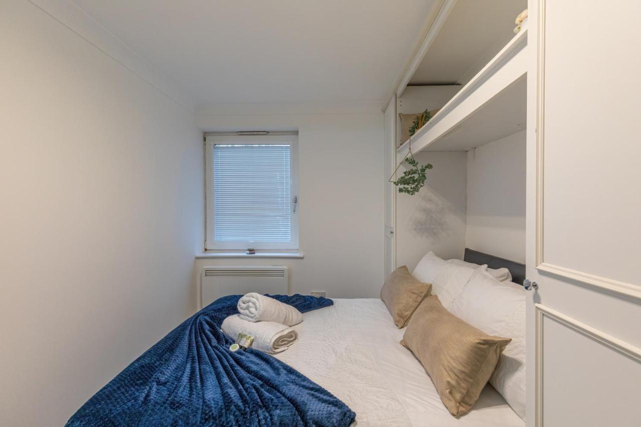 Luxury Hollywood Getaway In The Heart Of The City Brighton Exteriör bild